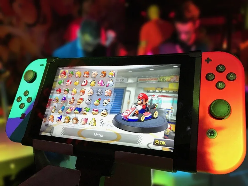 NINTENDO SWITCH